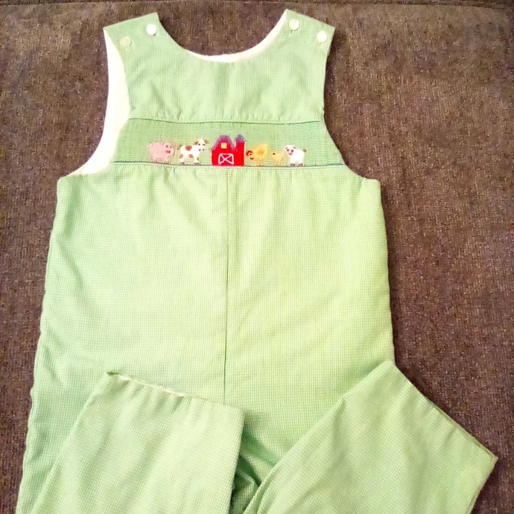 Petit Bebe Boys 24 mos. Smocked Jon Jon,  green & white